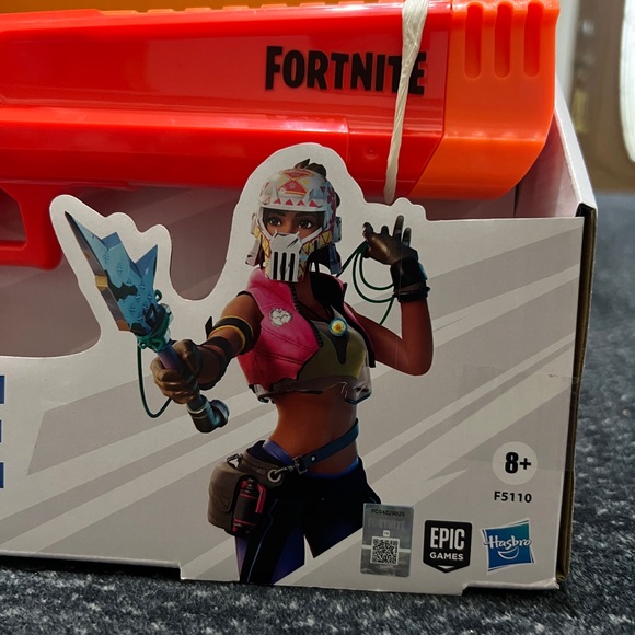 Nerf Super Soaker Fortnite HC Water Blaster, Powerful Water Blast - Picture 2 of 7